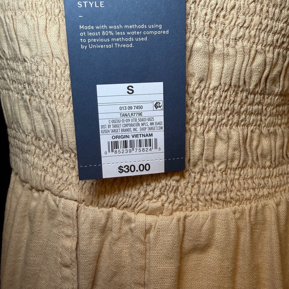 NWT - Universal Threads Jumpsuit Beige Tan Smocked Linen. Size S - Picture 7 of 7